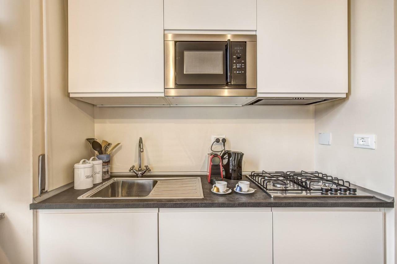 Insula Petri _ 2Bdr Apartment Рим Екстер'єр фото